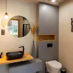Nadfa Apartman * Dunasziget