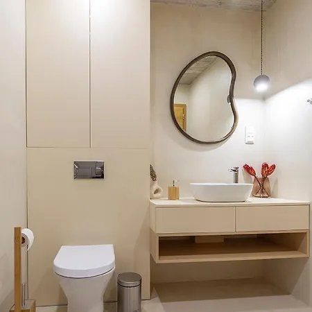 Nadfa Apartman Ξενοδοχείο *