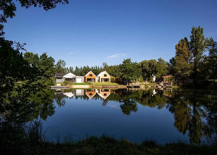 Hotell Nadfa Apartman *